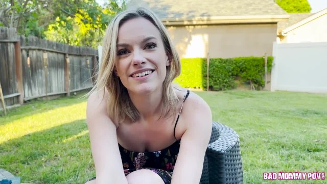 Замужняя сучка изменяет с соседом после встречи